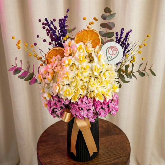 Bahar Güneşi Nergis Buketi