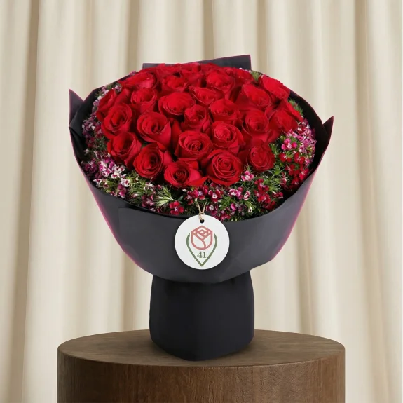 Büyülü Kızıl 33 Gül Buketi