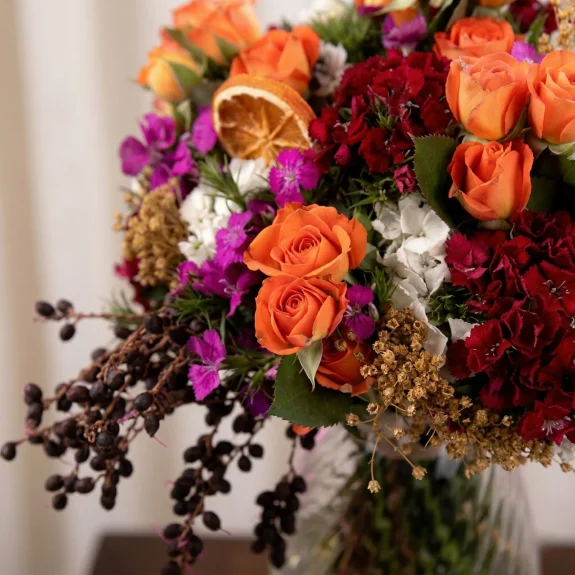 Gökkuşağı Esintili Kır Çiçekleri