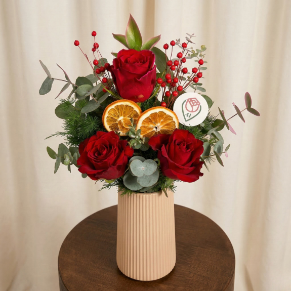 Kırmızı Düşler Gül Aranjmanı