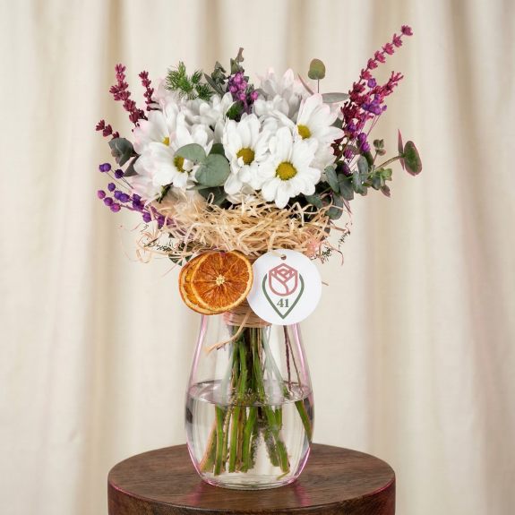 Lavantalı Beyaz Papatya Buketi