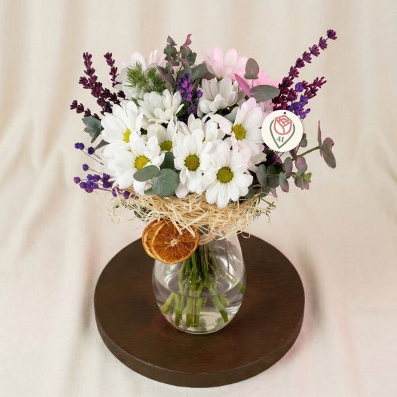 Lavantalı Beyaz Papatya Buketi