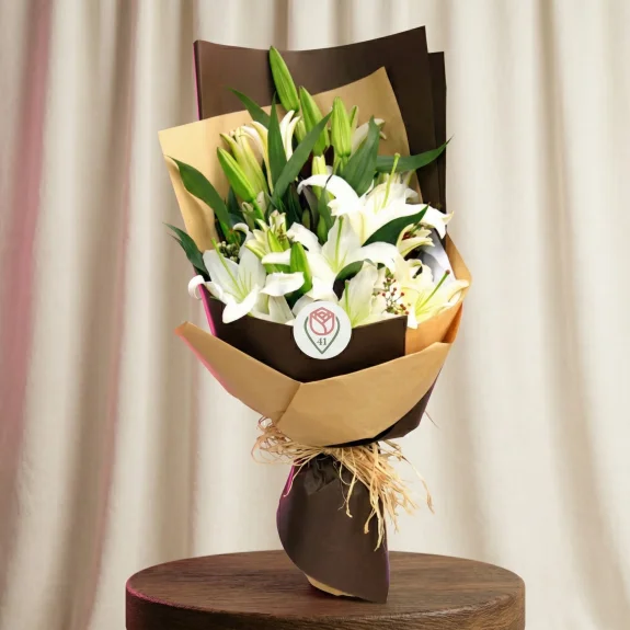Saf Beyaz Lilyum Buketi