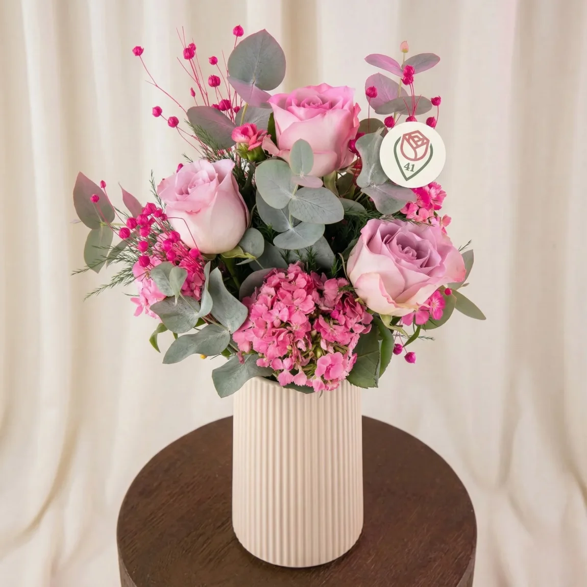 Zarif Lila Gül Aranjmanı